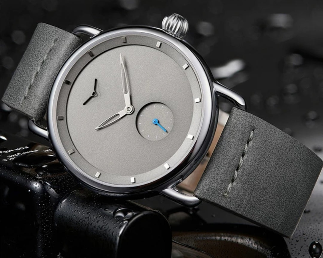 Vaisr — Chronograph Sport Watch